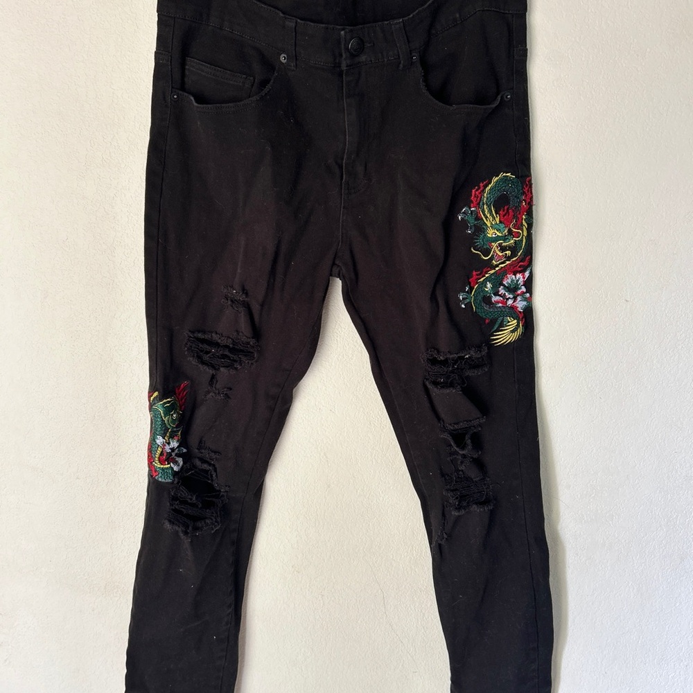 Young & Reckless Black distressed Pants with fire Dragon Embroidery Men size 34